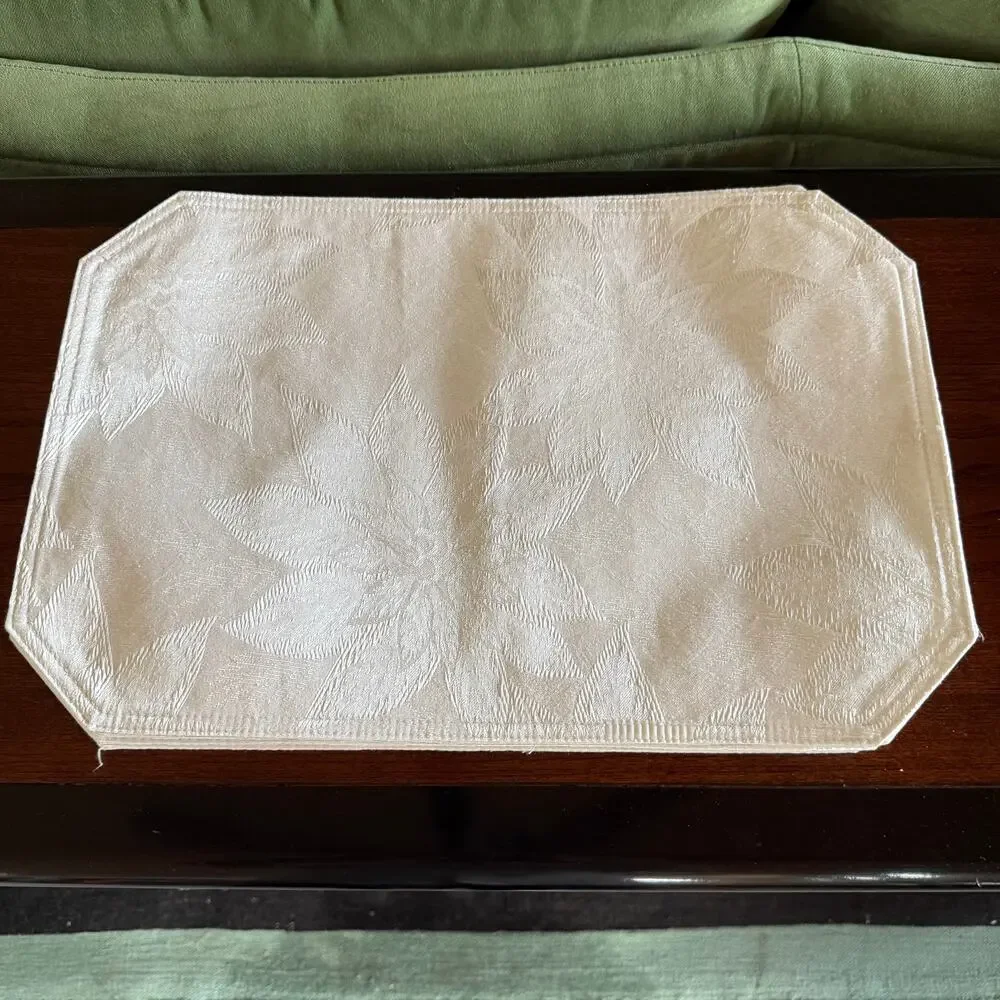 Set‎ of 7 White Woven Poinsettia Pattern Placemats with Cut Corners